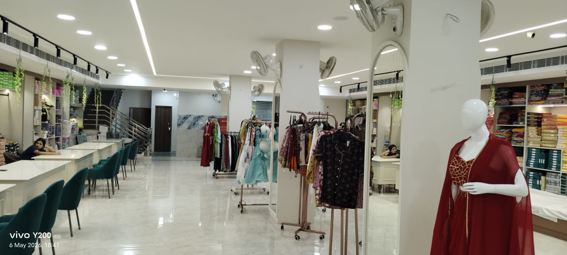 Women's Fashion
